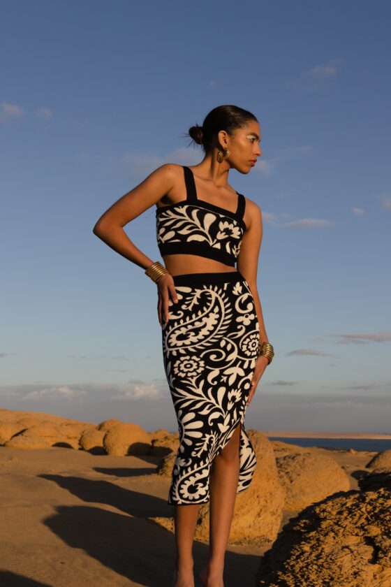 Amina Black & White Knit Crop Top