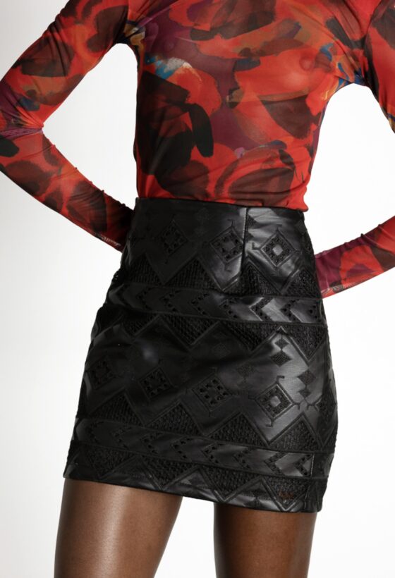 Alley Black skirt - Image 2