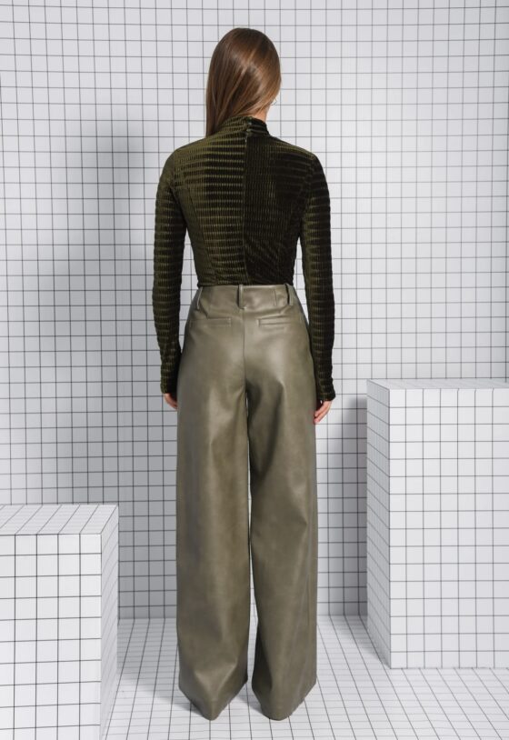 Bold Khaki pants - Image 2